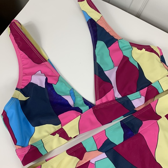 2 pc. Bikini multiple colored, size XL. Pull on top, high waisted bottoms. - Picture 2 of 8